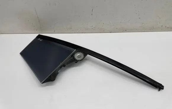 Rear vent window glass