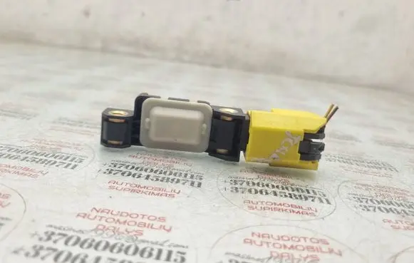 Volkswagen Touareg I Airbag deployment crash/impact sensor 7L0909606B