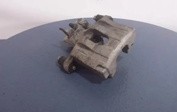 Ford Focus Rear brake caliper B190085R