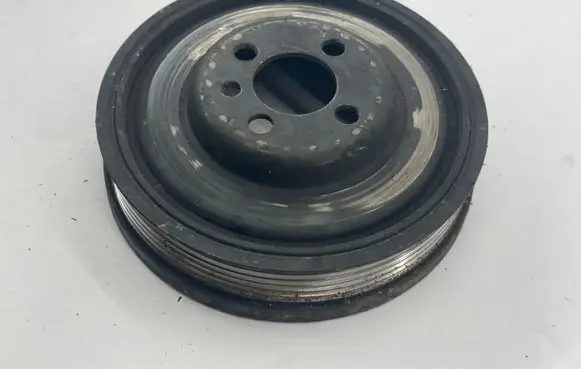 Seat Alhambra (Mk2) Crankshaft pulley 038105243M