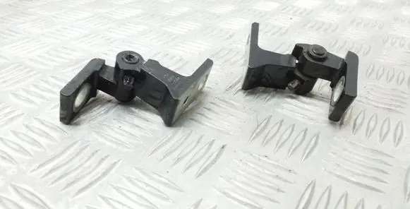 Volkswagen Tiguan Rear door hinge set 5N0831402 5N0831402A
