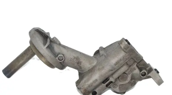 Audi A6 S6 C6 4F Oil pump 059115105