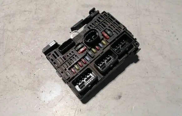 Citroen C5 BSM Control unit 9657718780 BSML06 BSML0600