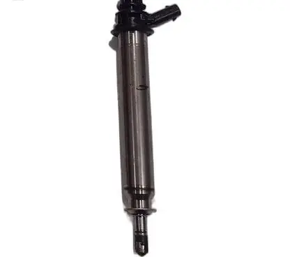 Mercedes-Benz C W205 Fuel injector 