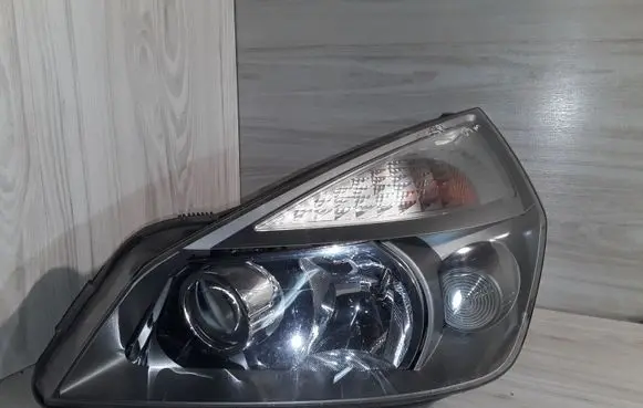 Renault Espace - Grand espace IV Headlight/headlamp 15565900