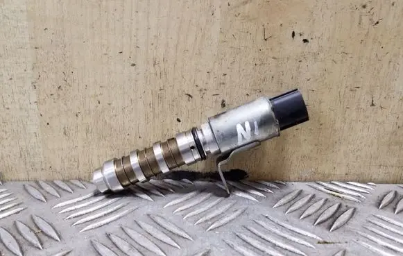 Nissan Juke I F15 Camshaft vanos timing valve 