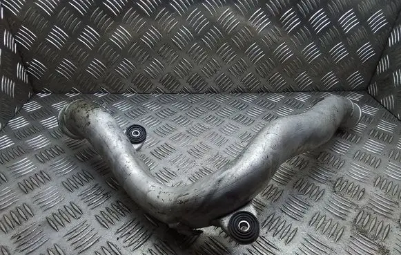 Volkswagen Golf Cross Intercooler hose/pipe