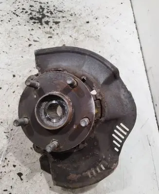 Toyota Auris 150 Front wheel hub spindle knuckle