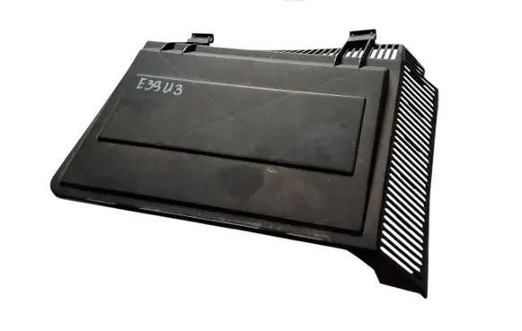 BMW 5 E39 Air filter box cover 8379627