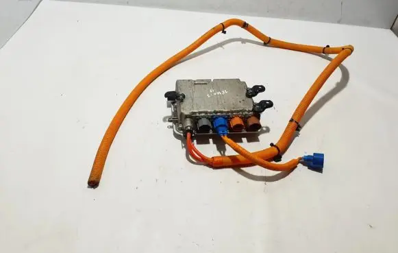 Tesla Model S Voltage converter inverter 1028843