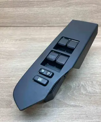 Toyota Auris E180 Electric window control switch 0870J2D AFGEO024937 20933
