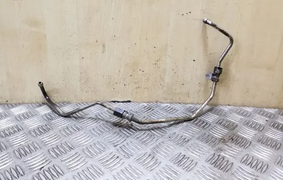 Mitsubishi Outlander Turbo turbocharger oiling pipe/hose