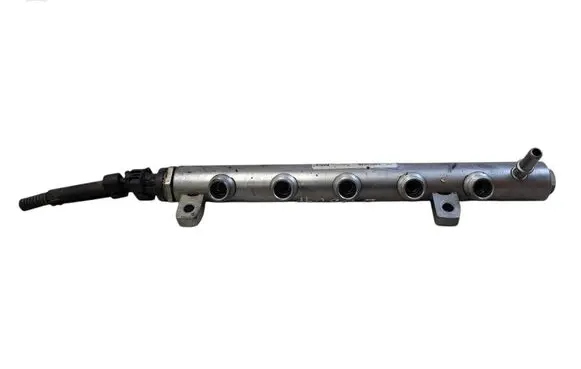 Nissan Qashqai+2 Fuel main line pipe 8201044829 1313400432 175216420R