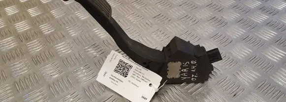 Toyota Yaris Accelerator throttle pedal 781100D010