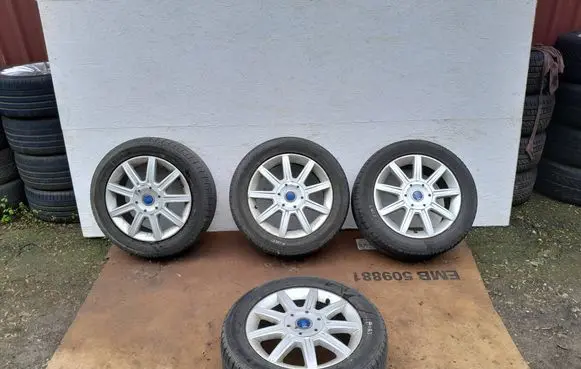 R16 alloy rim
