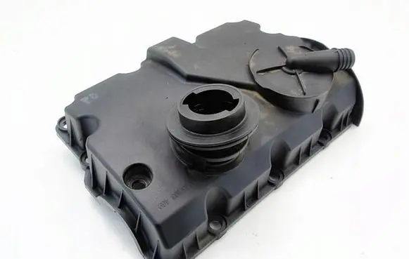 Skoda Fabia Mk3 (NJ) Rocker cam cover 045103475C