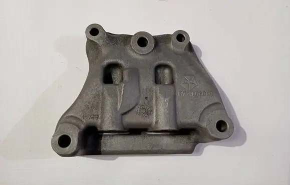 Chrysler Pacifica Engine mounting bracket 04893414AD