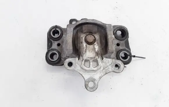Volvo V60 Engine mount bracket 31262710