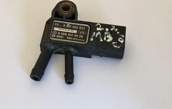 Mercedes-Benz C AMG W203 Exhaust gas pressure sensor 0281002823 A0061534928