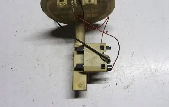 Volvo S80 Fuel injection high pressure pump 2218xxccvv24043