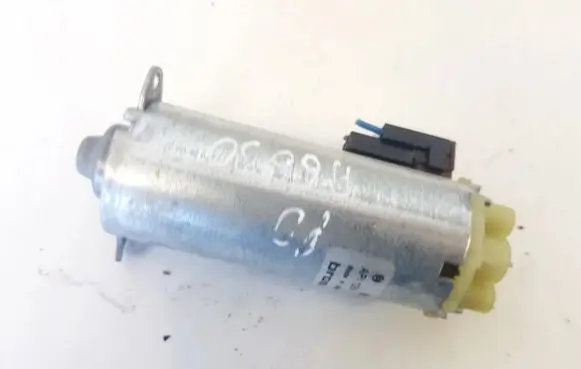 Volvo S80 Seat adjustment motor 013002531 198396-102