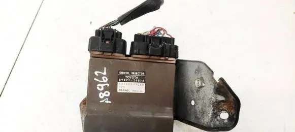 Toyota Avensis Verso Fuel injection control unit/module 8987126010 89871-26010