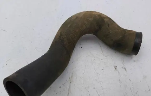 Honda CR-V Intercooler hose/pipe