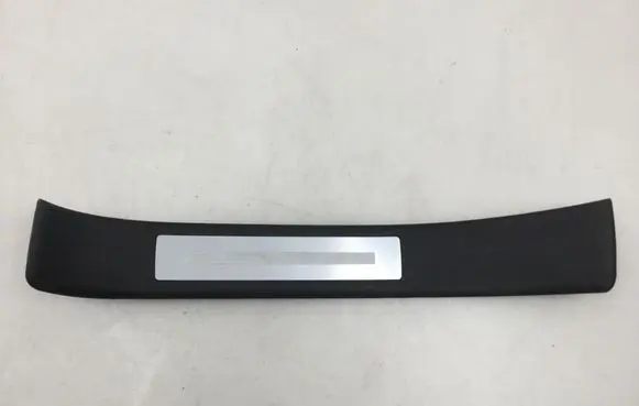 Audi A4 S4 B7 8E 8H Rear sill trim cover 8E0853375