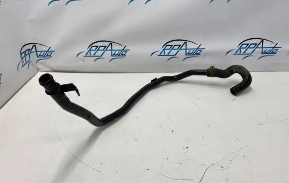 Volkswagen Tiguan Engine coolant pipe/hose 5N0121070f