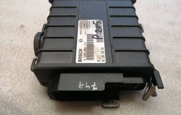 Peugeot 205 Gearbox control unit/module 0280000749 9610443680 28SA2429