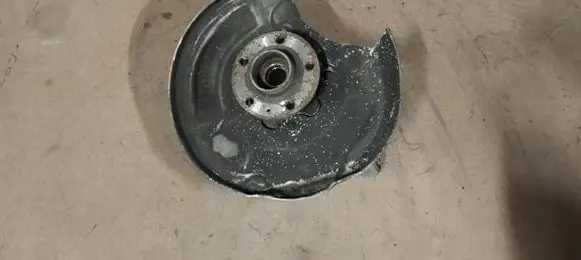 Volvo XC90 Rear wheel hub 31658320