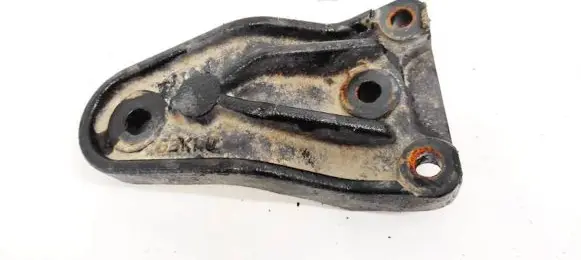 Hyundai i20 (GB IB) Engine mounting bracket