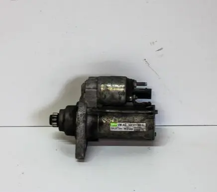 Volkswagen Golf VI Starter motor 02Z911023G