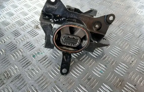 Suzuki Swift III Gearbox mounting bracket 20Z251