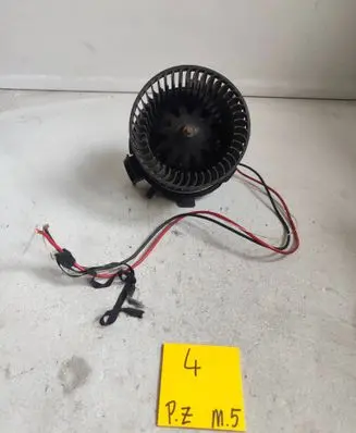 Peugeot 206 Heater fan/blower 3284728
