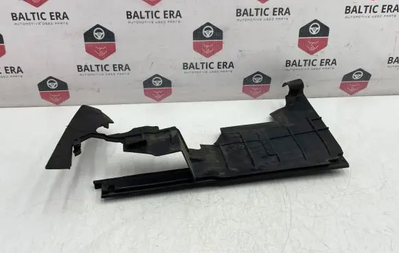 Audi A8 S8 D3 4E Intercooler air guide/duct channel 4e0121283g