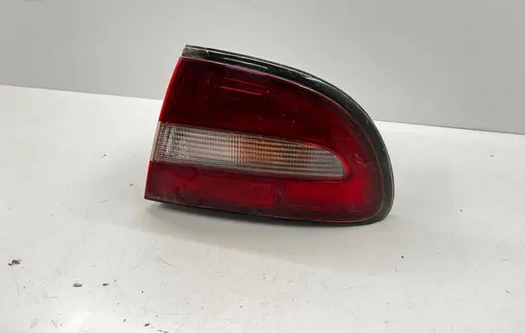 Mitsubishi Galant Rear/tail lights 0431593R