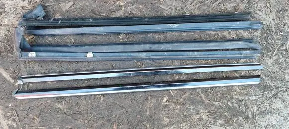 Mercedes-Benz CLK A209 C209 Rear side glass trim 