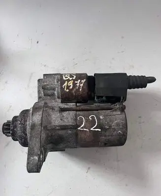 Volkswagen PASSAT B6 Starter motor 02Z911023H TS18E1