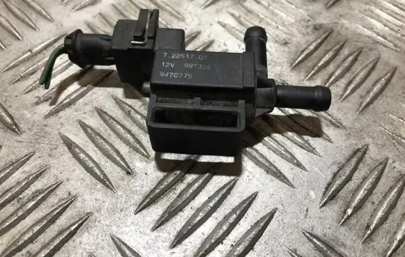 Volvo V70 Turbo solenoid valve 72251702 7.22517.02