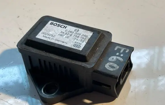 BMW 5 E60 E61 ESP acceleration yaw rate sensor 6758750