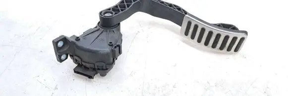 Volkswagen Phaeton Accelerator throttle pedal 3D1721503L F30007801