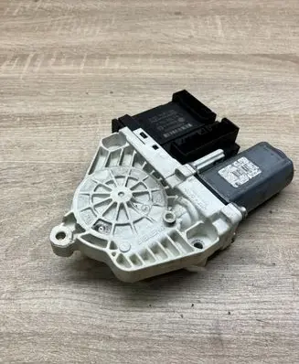 Seat Altea Front door window regulator motor 1K0959792H RIGHTSIDE
