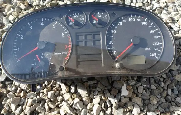 Audi A3 S3 8L Speedometer (instrument cluster)
