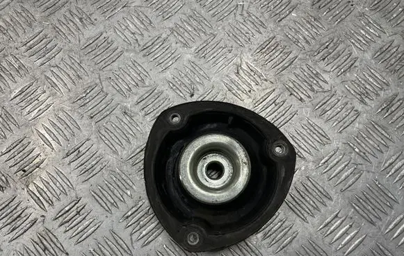 Volkswagen PASSAT B8 Front coil spring rubber mount 5Q0412331C