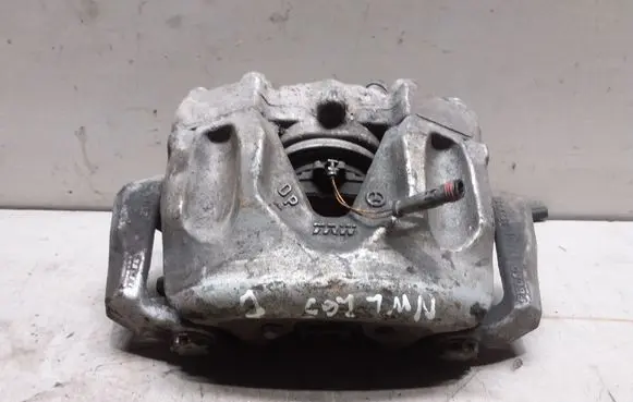 Mercedes-Benz E W212 Front brake caliper