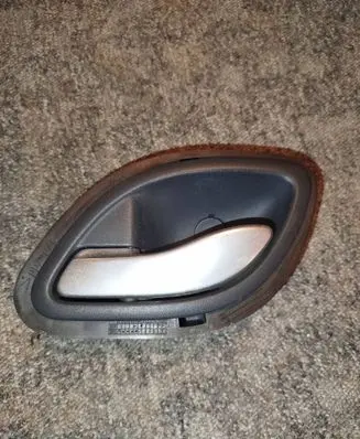 Renault Laguna II Rear door interior handle 8200000723 98007201
