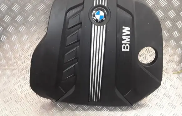 BMW X3 F25 Engine cover (trim) 13717811024 15671610