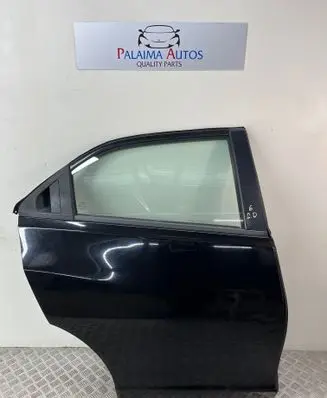 Honda Civic IX Rear door