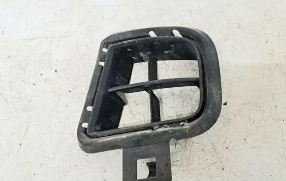 Honda Accord Front bumper lower grill